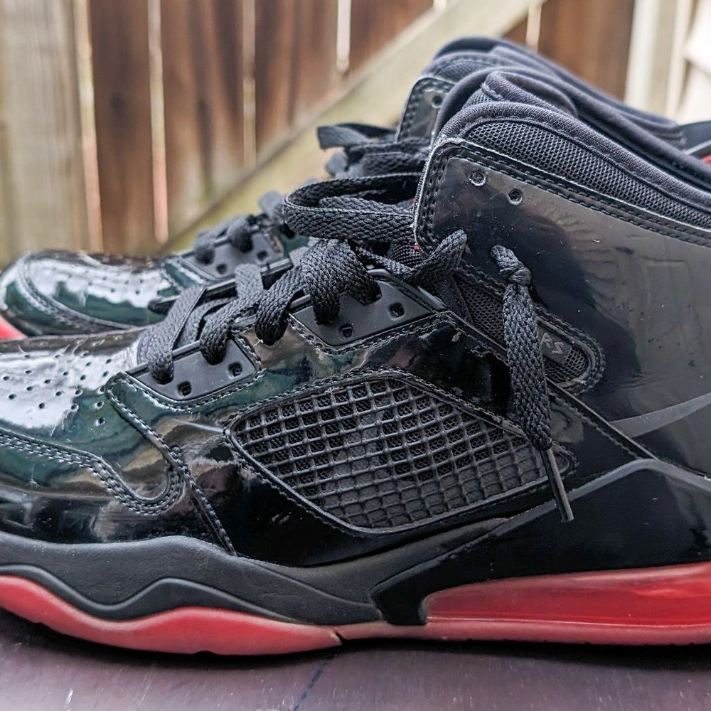 Jordan Mars 270 Men's Shoe -- Black/Red mens 9.5